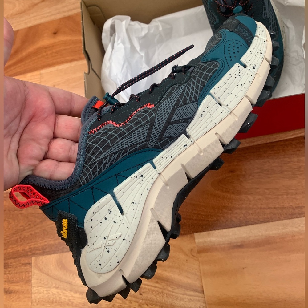 Reebok Zig Kinetica size 10